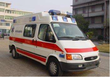 多伦县救护车租赁